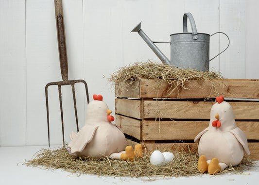 Hannah the Hen (Pre-order)